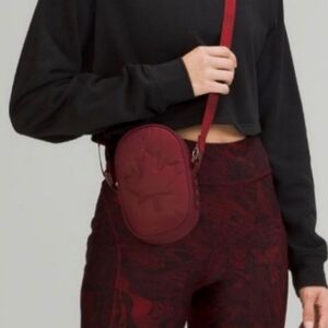 Lululemon Team Canada 22 Future Legacy crossbody bag